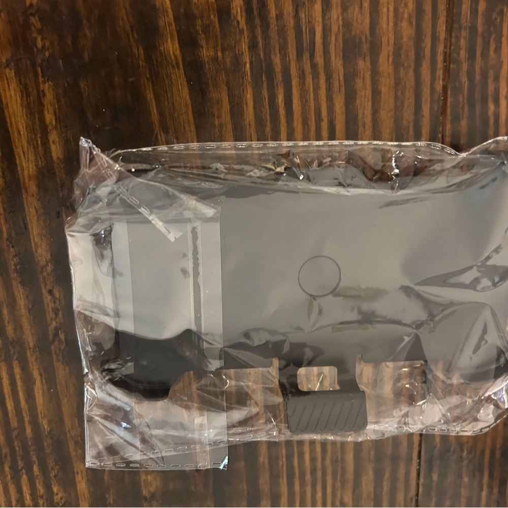 Black holster & clip for iPhone 11